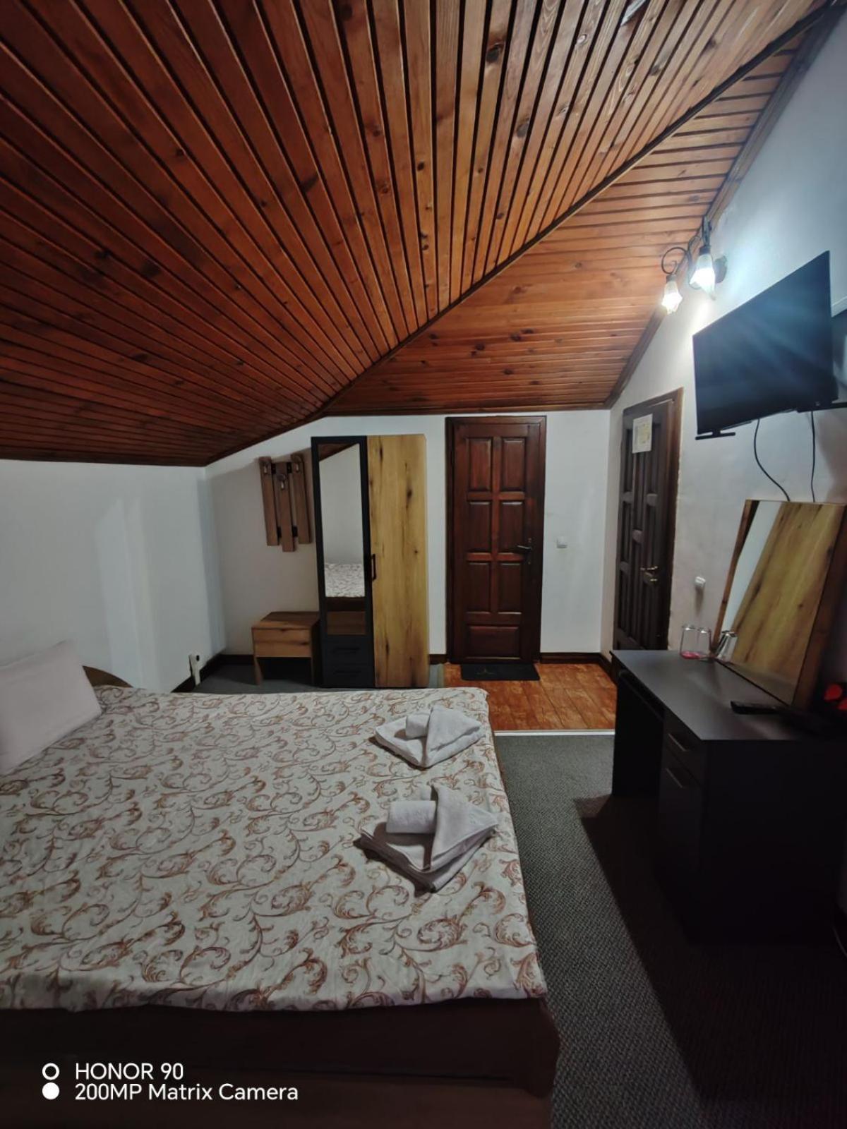 Парк - Хотел Макензен Mělník Exterior foto